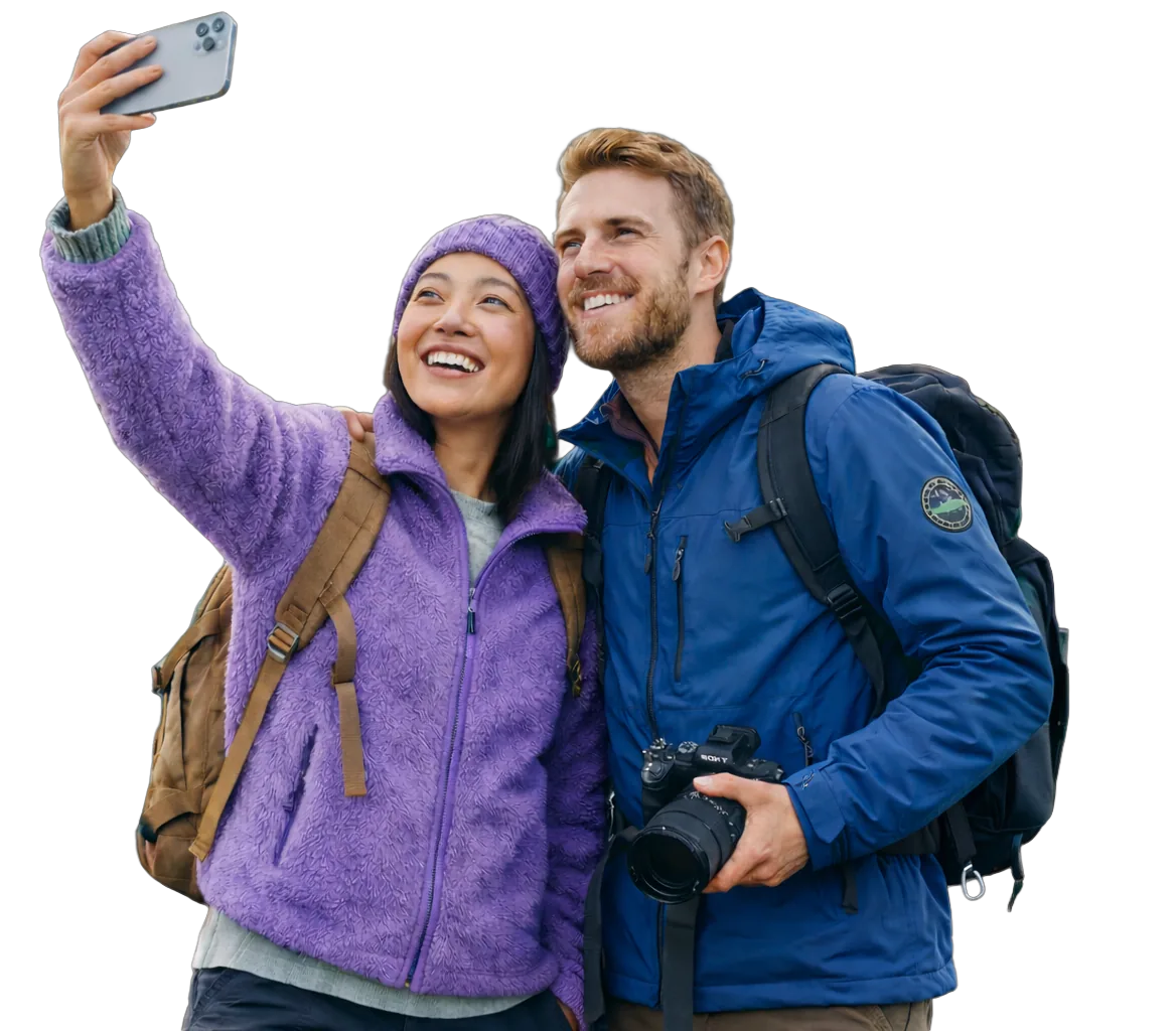 Du khách dùng eSIM Simglobe khi đi du lịch